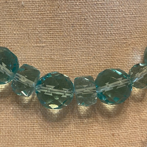 Blue Quartz Necklace - Picture 2 of 3